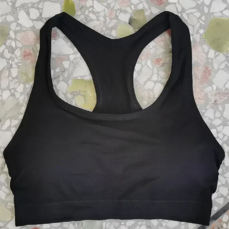 Women Yoga Set With Breathable Quick Dry Seamless Sports Bra And Shorts
